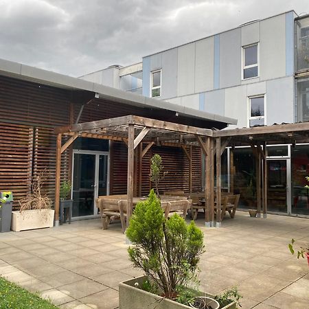Auberge De Jeunesse Hi Grenoble Échirolles Exteriér fotografie